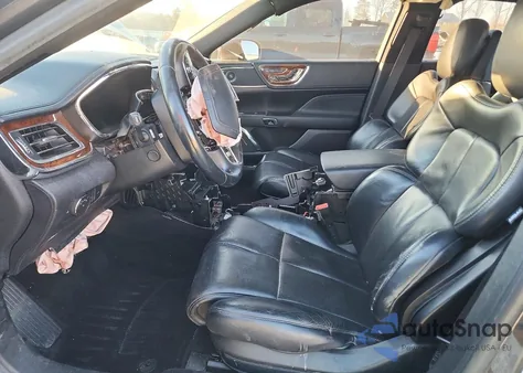 2018 Lincoln Continental Reserve z USA, uszkodzony, nr VIN 1LN6L9RP9J5603728